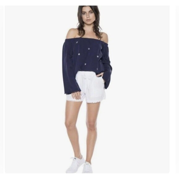 Cloth & Stone Tops - Cloth & Stone Top Blouse Women's Small Blue White Stars Off the Shoulder Raw Hem